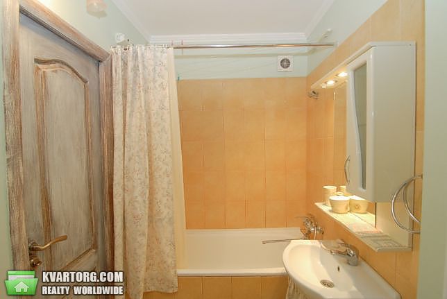 Rent out 2-room apartment. Киев,  Залки Мате — photo 4