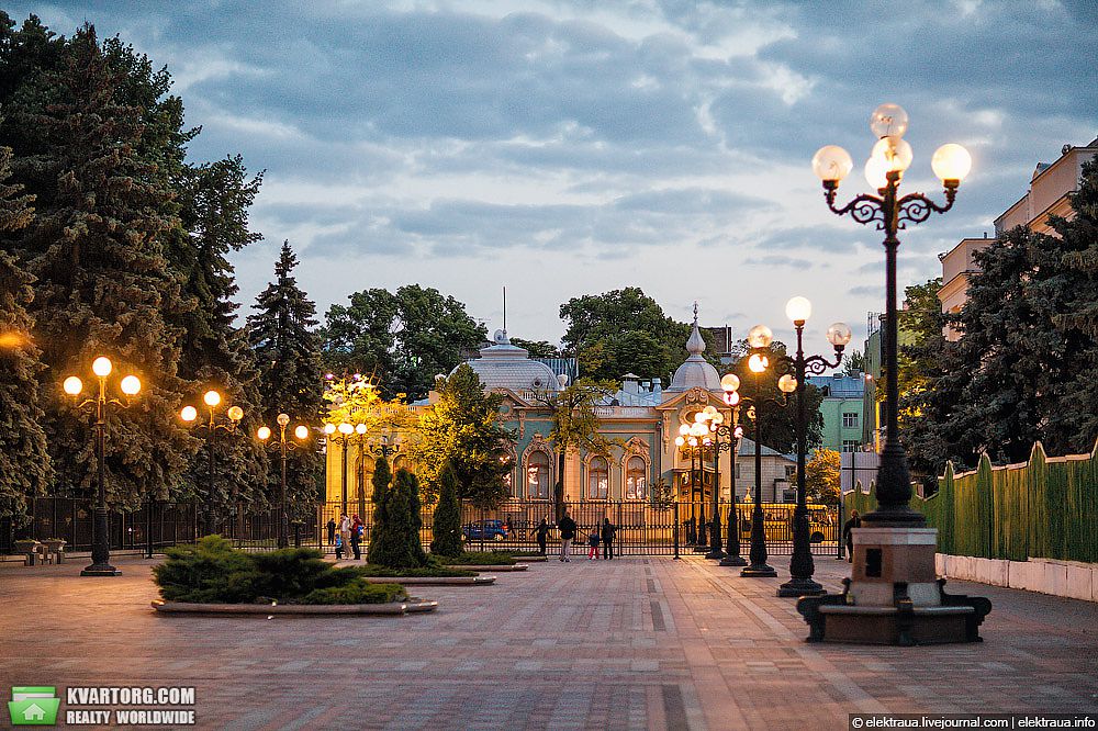 Sell 2-room apartment. Киев,  Круглоуниверситетская — photo 1