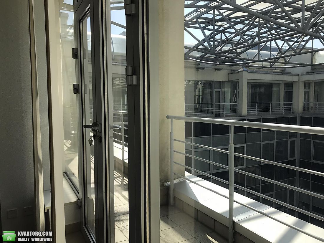 Rent out office. Киев,  Ильинская — photo 1