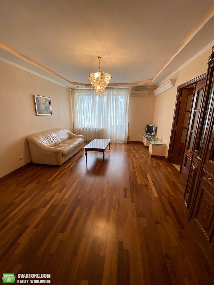Rent out 3-room apartment. Киев, Панаса Мирного — photo 1
