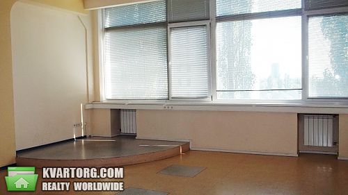 Rent out office. Киев, Дегтяревская — photo 2