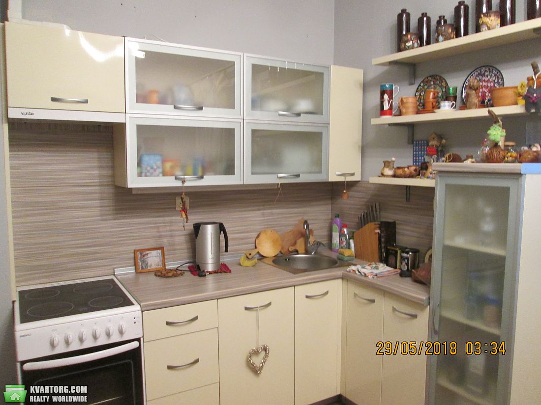 Rent out 2-room apartment. Киев,  Кошица — photo 5