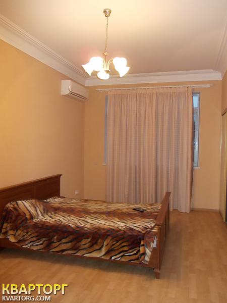 Rent out house. Киев,  Салютная — photo 6