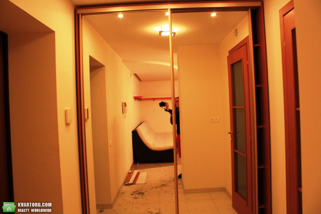 Rent out 2-room apartment. Днепропетровск, комсомольская — photo 7