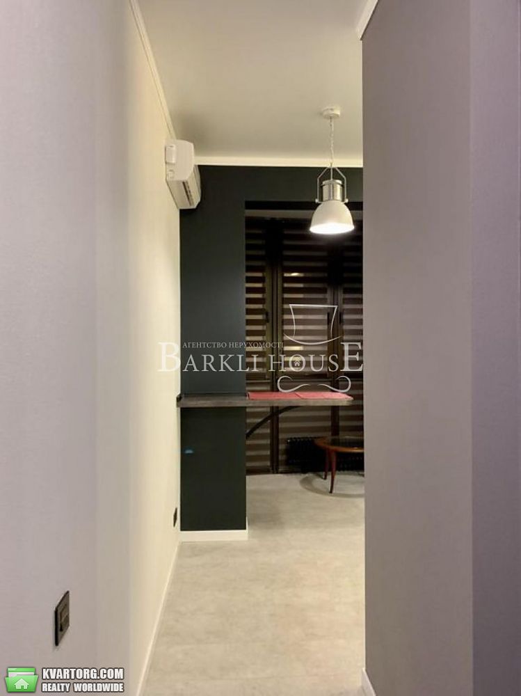 Rent out 2-room apartment. Киев,  Кирило-Мефодиевская — photo 7