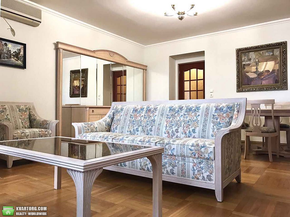 Rent out 3-room apartment. Киев, Леси Украинки бульв. — photo 3