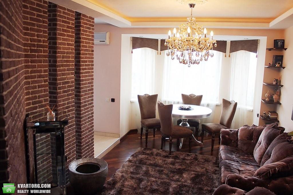 Rent out 3-room apartment. Киев,  Юрковская — photo 1