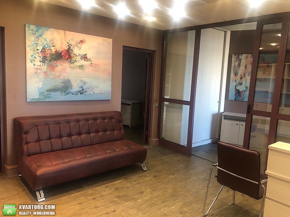 Rent out office. Киев, Старонаводницкая — photo 2