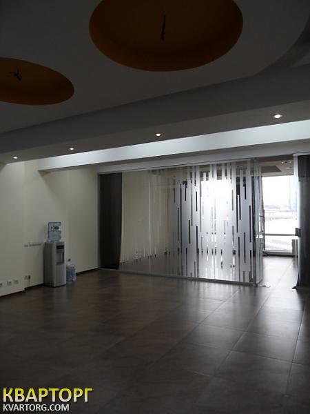 Rent out office. Киев,  Ильинская — photo 1