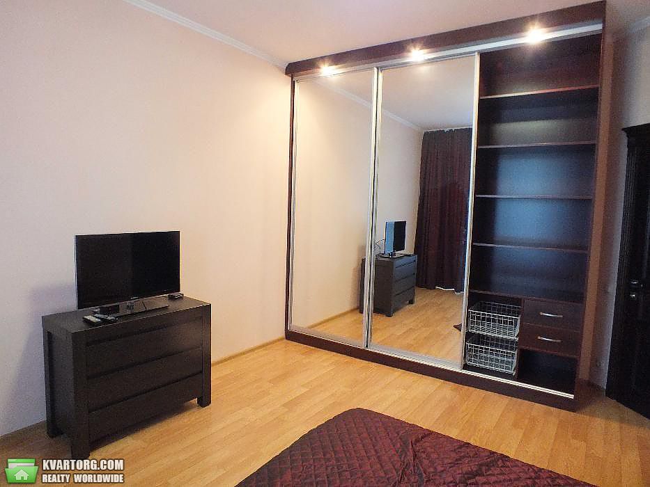 Rent out 3-room apartment. Киев,  Кудряшова — photo 3
