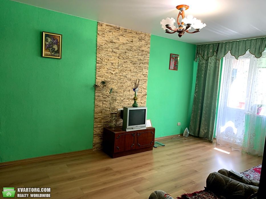 Sell 3-room apartment. Киев,  Северная — photo 1