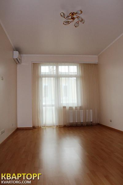 Rent out 3-room apartment. Киев,  Тургеневская — photo 7