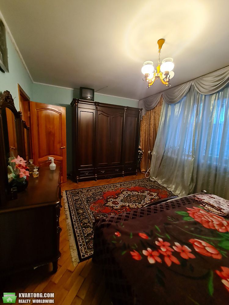 Rent out 3-room apartment. Киев,  Пожарского — photo 8
