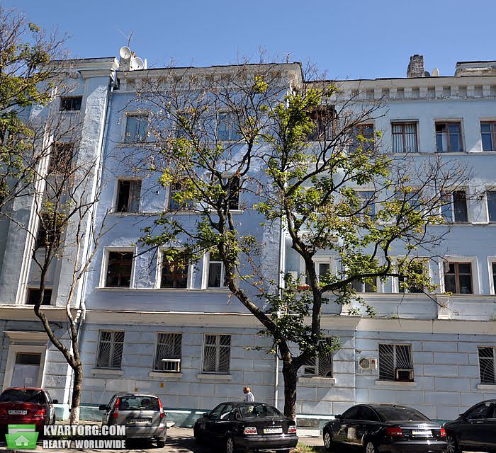 Sell 2-room apartment. Киев,  Братская — photo 3