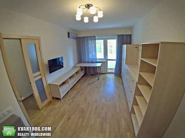 Rent out 1-room apartment. Киев,  Курская — photo 3