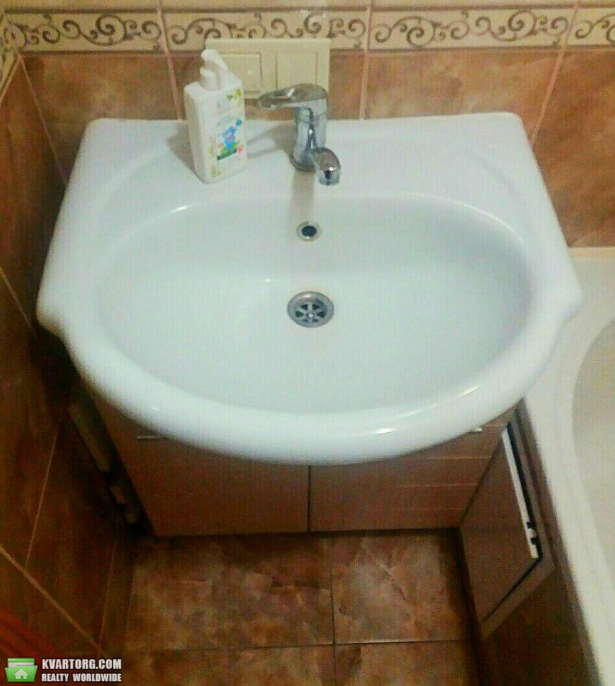 Rent out 2-room apartment. Киев,  Приозерная — photo 9