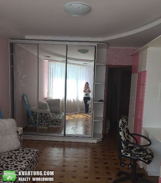 Rent out 2-room apartment. Киев, Харьковское Шоссе — photo 8
