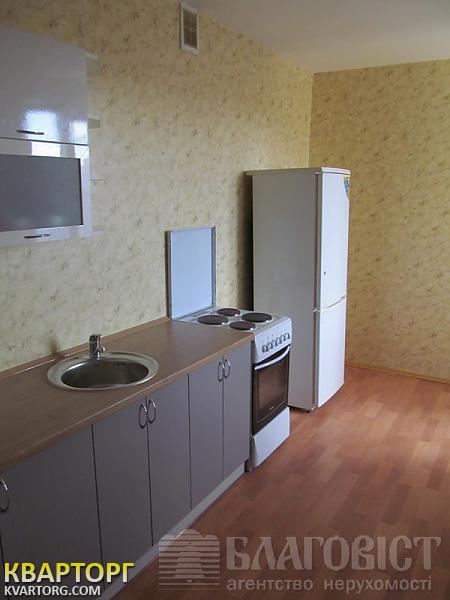 Sell 2-room apartment. Киев, Червонозоряний пр — photo 5