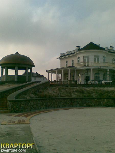 Sell house. Киевская обл., Набережная — photo 1