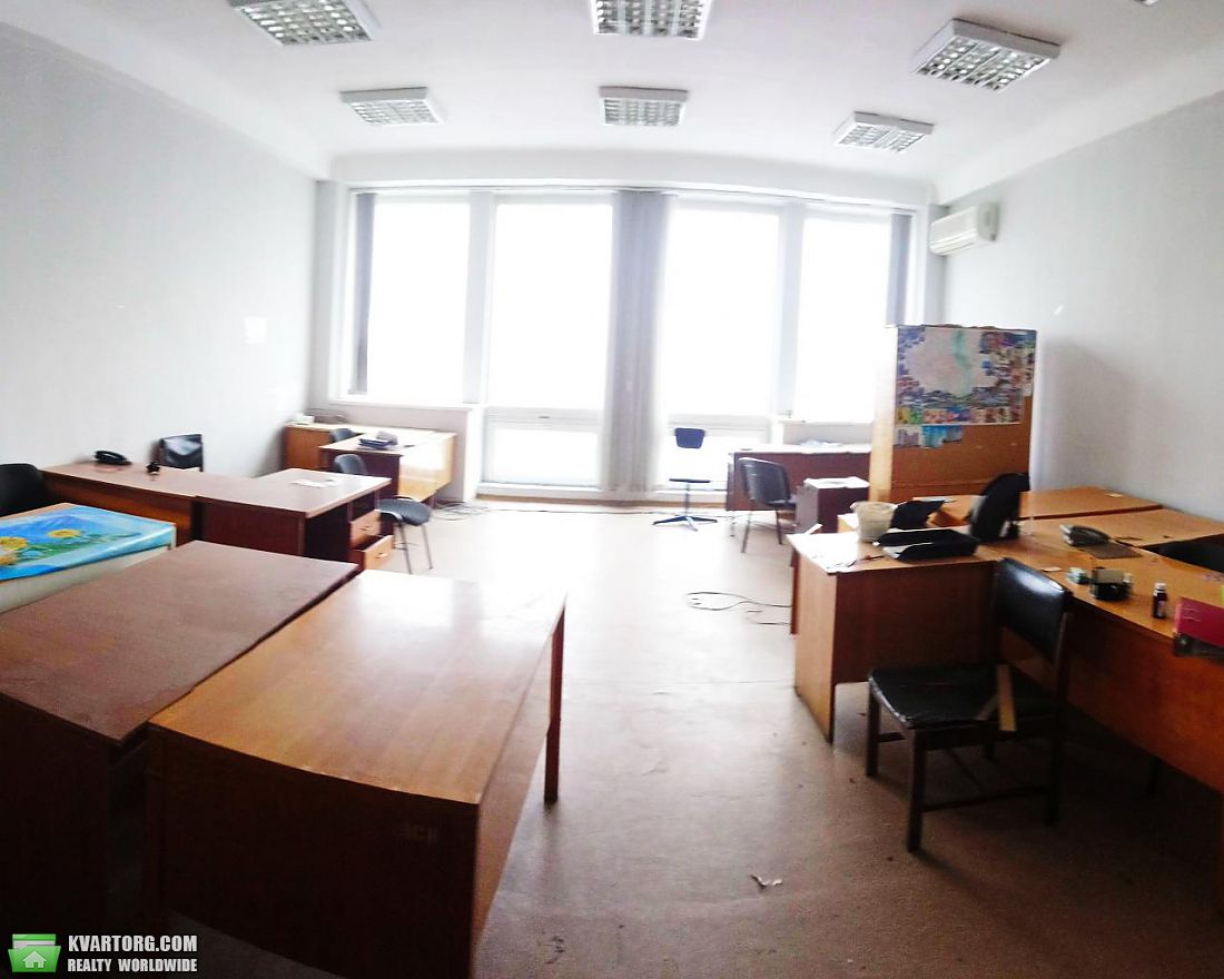 Rent out office. Киев,  Соломенская — photo 8