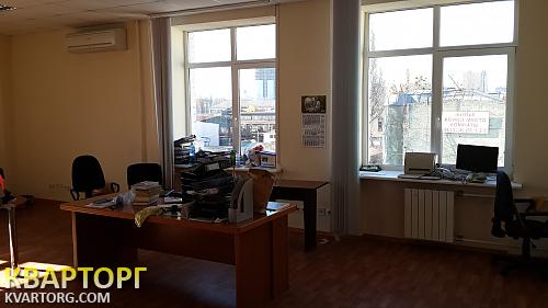 Rent out office. Киев, Жилянская — photo 3