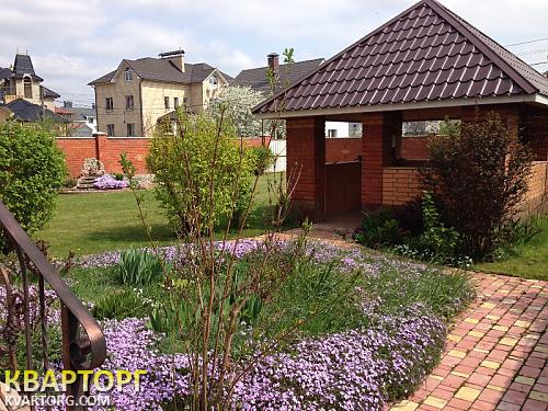 Rent out house. Киев, Богатырская — photo 1
