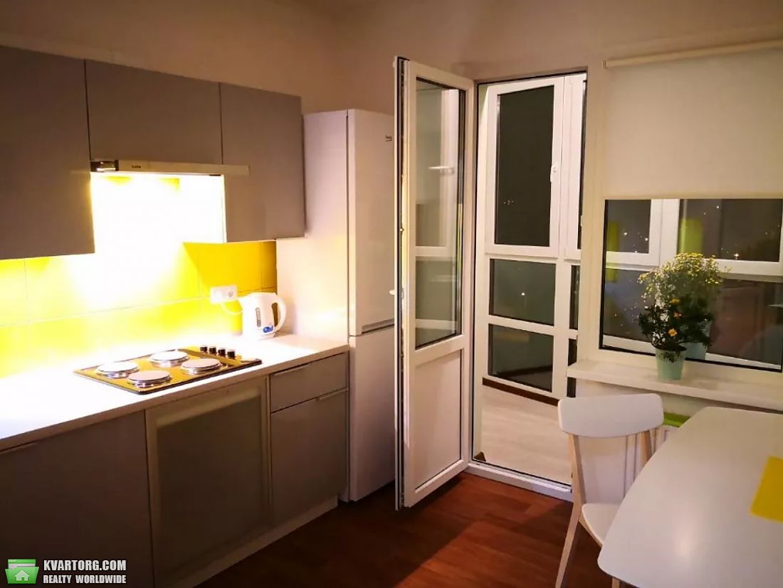 Rent out 1-room apartment. Киев, ул. Софии Русовой — photo 8
