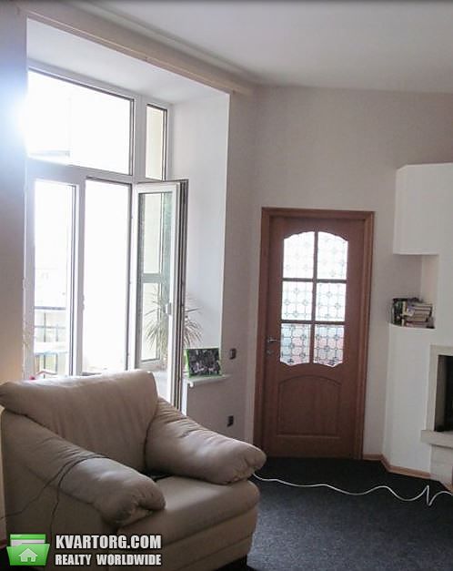 Sell 4-room apartment. Киев,  Кропивницкого — photo 1