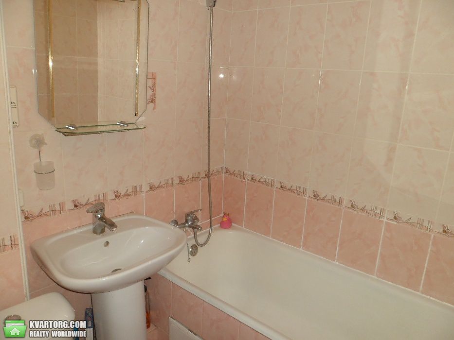 Rent out 1-room apartment. Киев, Чигорина — photo 2