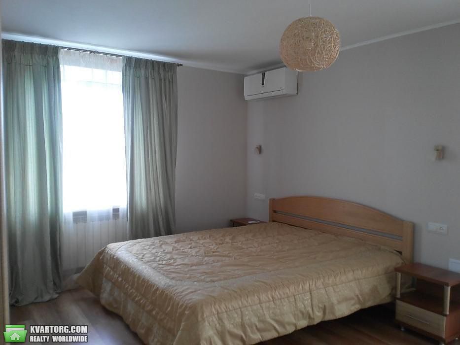 Rent out 2-room apartment. Киев,  Федорова — photo 10