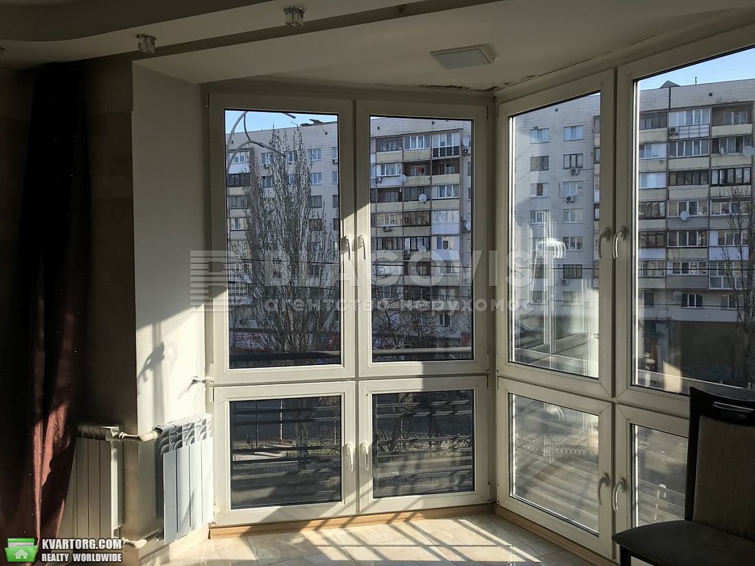 Sell 3-room apartment. Киев,  Леси Украинки бул — photo 2
