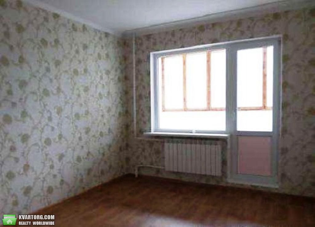 Sell 3-room apartment. Киев,  Полесская — photo 1