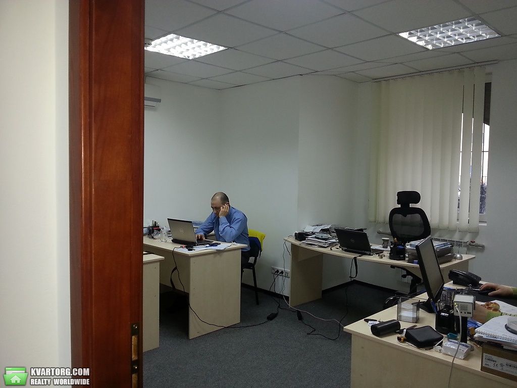 Rent out office. Киев, ул. Межигорская — photo 1