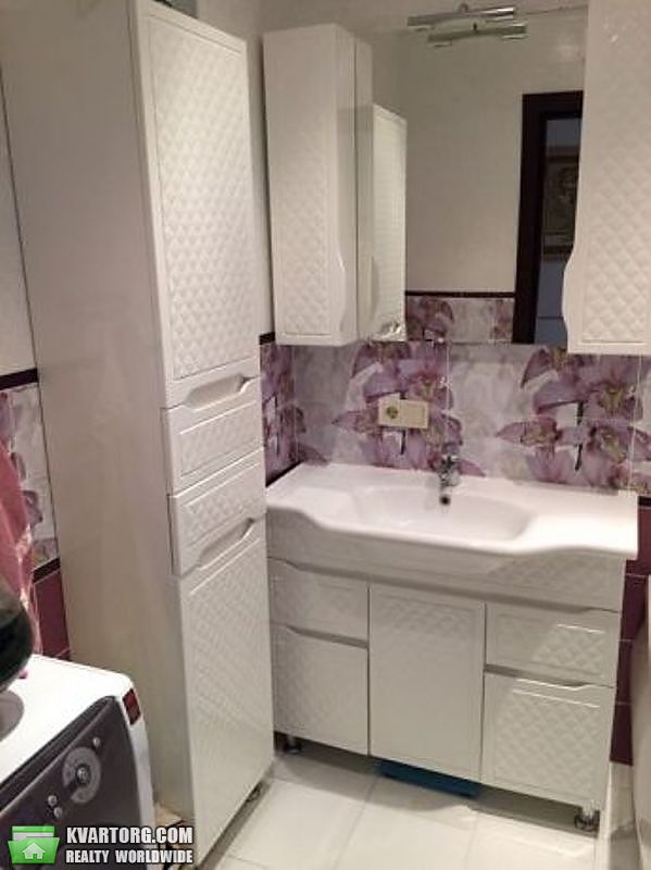 Sell 3-room apartment. Киев,  Урловская — photo 6