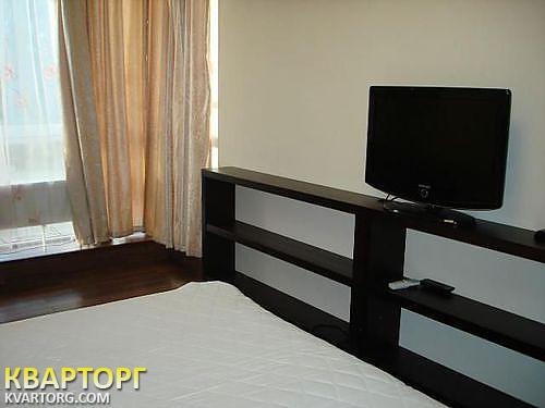 Sell 2-room apartment. Киев,  Каштановая — photo 1