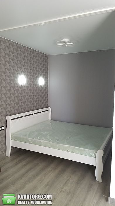 Rent out 1-room apartment. Львов,  Богдана Хмельницкого — photo 4
