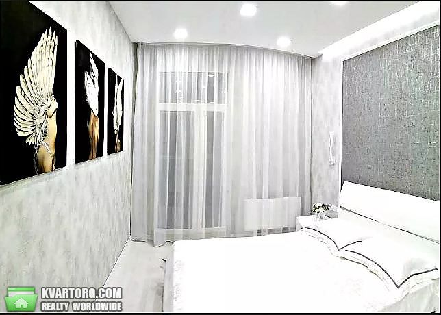 Rent out 1-room apartment. Киев,  Саперное поле — photo 2