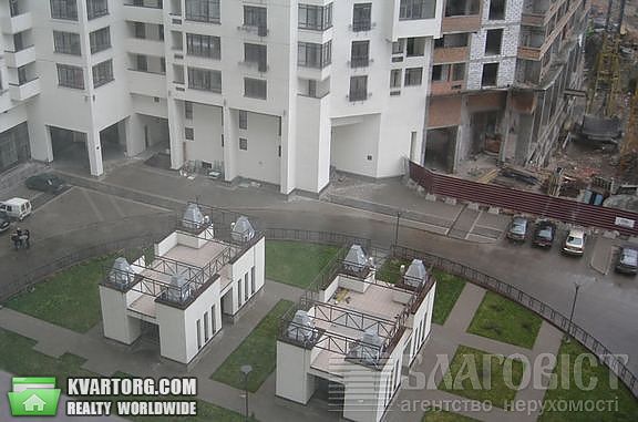 Sell 3-room apartment. Киев,  Щорса — photo 8