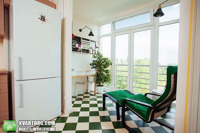 Sell 2-room apartment. Киев,  Метрологическая — photo 1