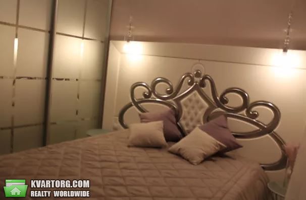 Rent out 2-room apartment. Киев, Коновальца — photo 5
