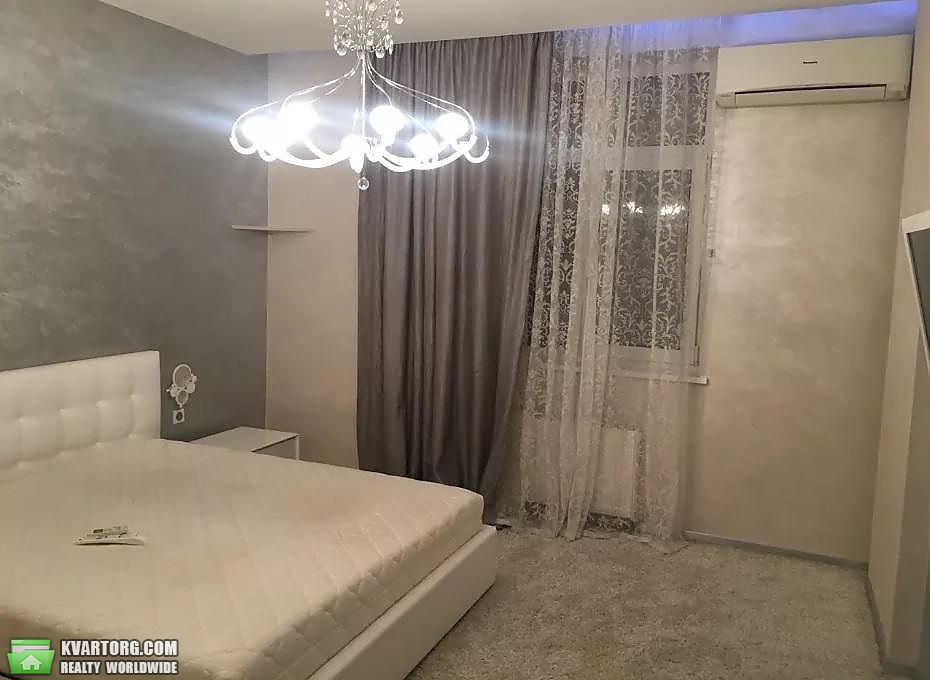 Rent out 3-room apartment. Киев,  Никольско-Слободская — photo 5