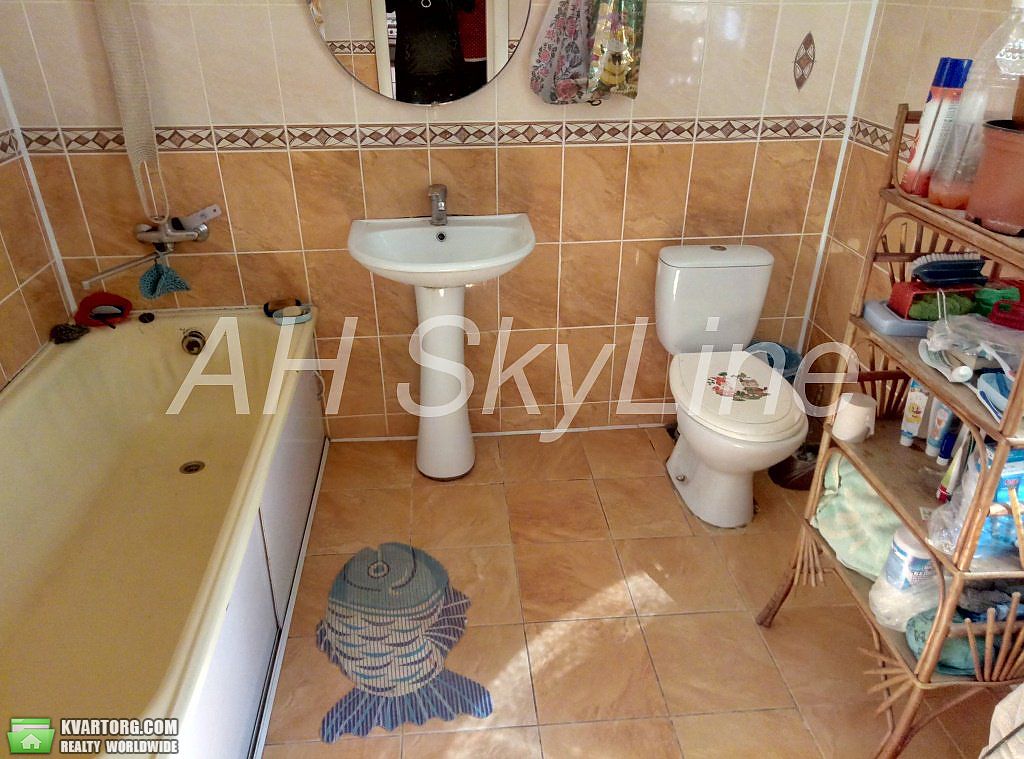 Sell house. Киевская обл., 2-я Интернациональная — photo 1