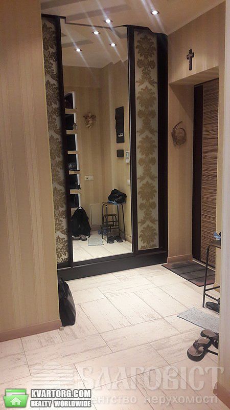 Sell 3-room apartment. Киев,  Героев Обороны — photo 2