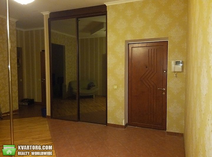 Sell 3-room apartment. Киев,  Срибнокильская — photo 8