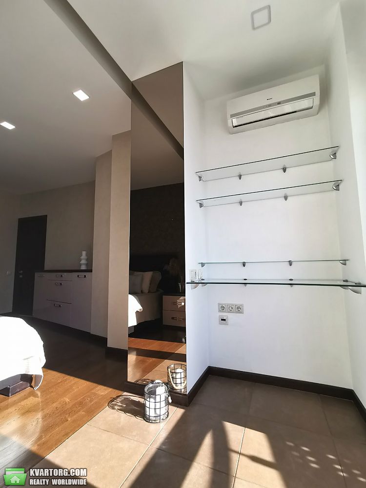 Sell 2-room apartment. Киев,  Мельникова — photo 4
