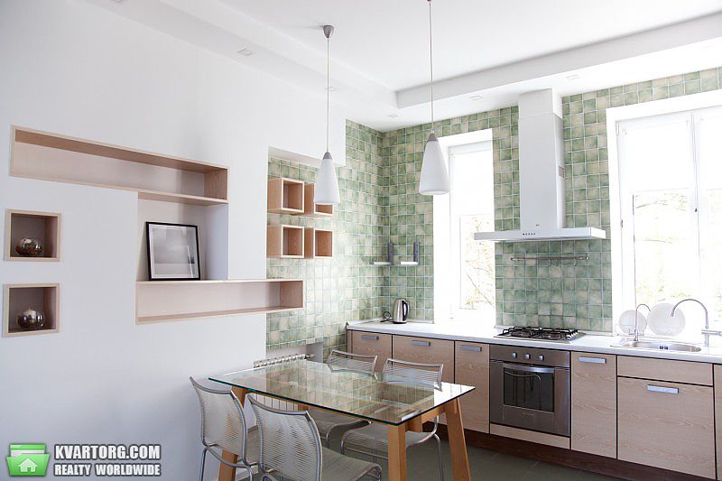Rent out 2-room apartment. Киев,  Мазепы — photo 3