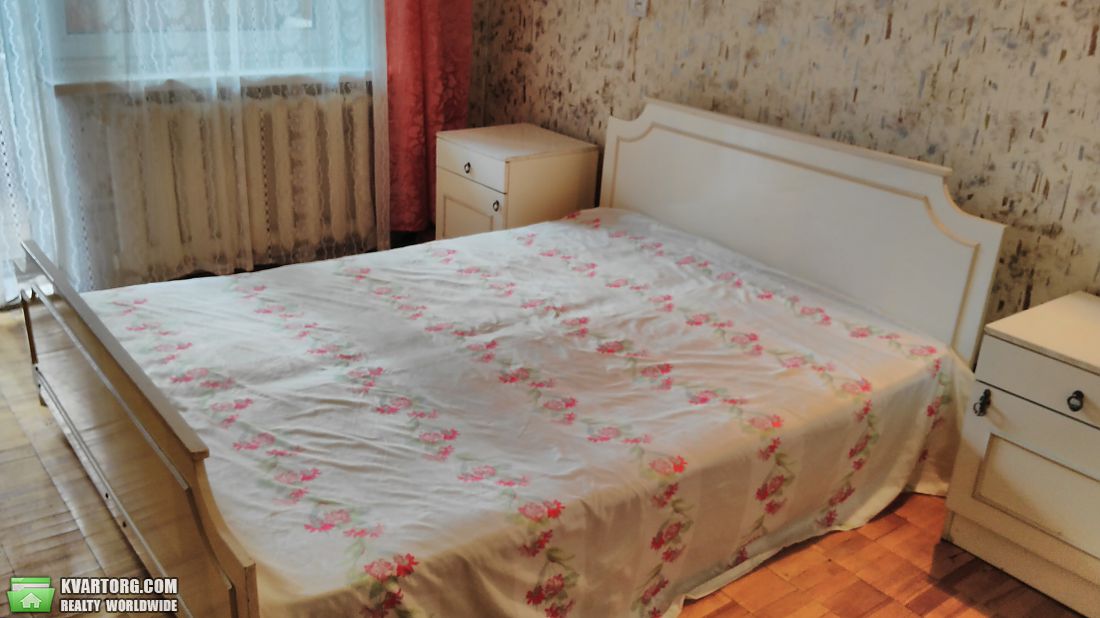 Rent out 2-room apartment. Киев,  Приречная — photo 6