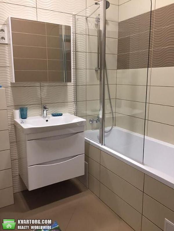 Rent out 3-room apartment. Киев, дегтярная — photo 7