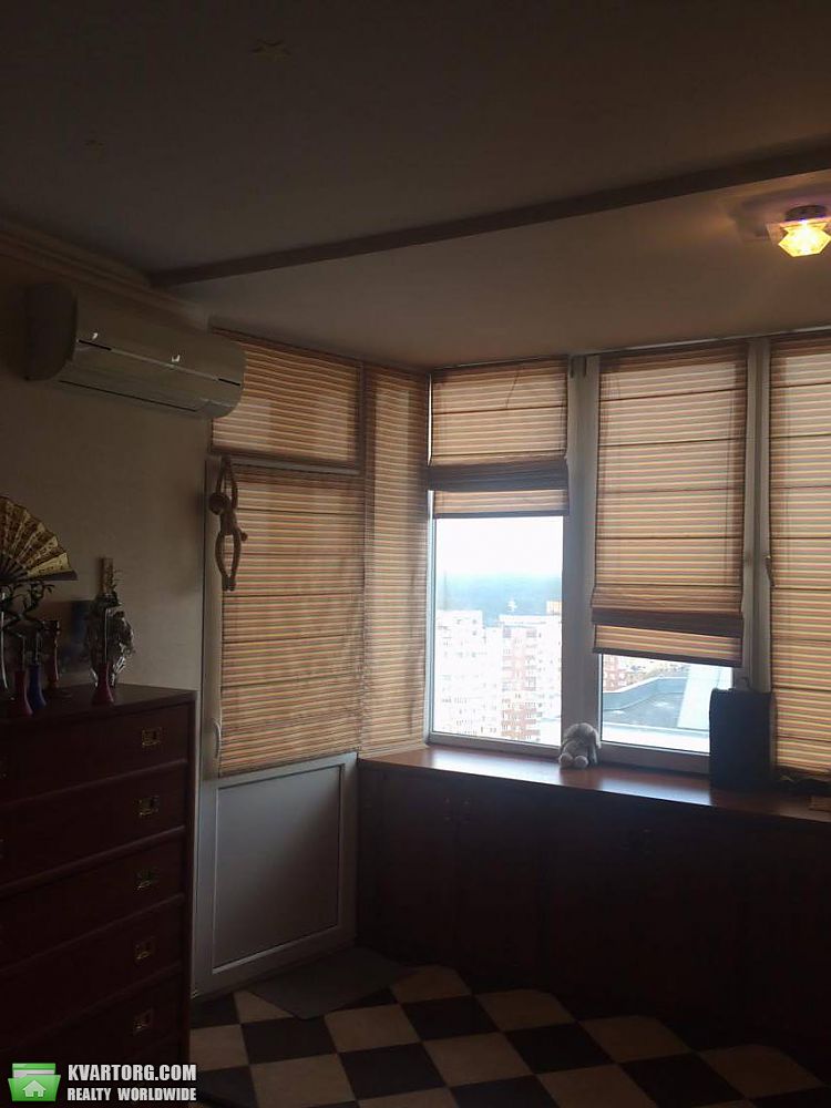 Sell 2-room apartment. Киев,  Харьковское шоссе — photo 4