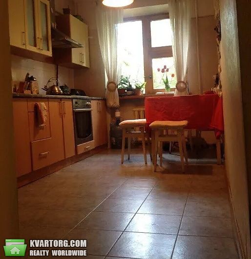 Sell 3-room apartment. Киев,  Стадионная — photo 1